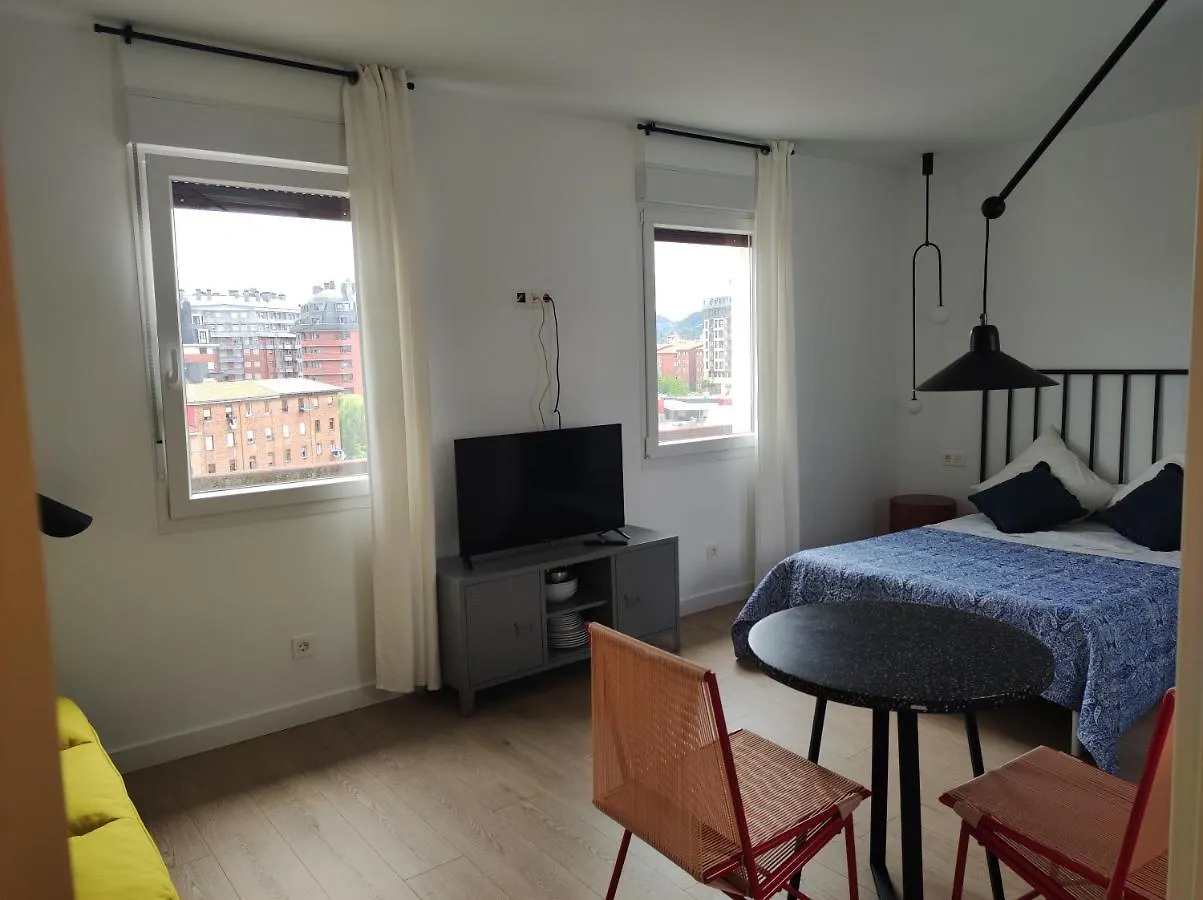 Bonito Estudio Con Garaje Bilbao